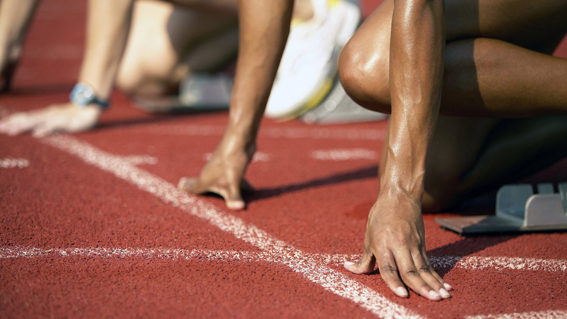 德甲拜仁持续高歌猛进，目标锁定多项冠军